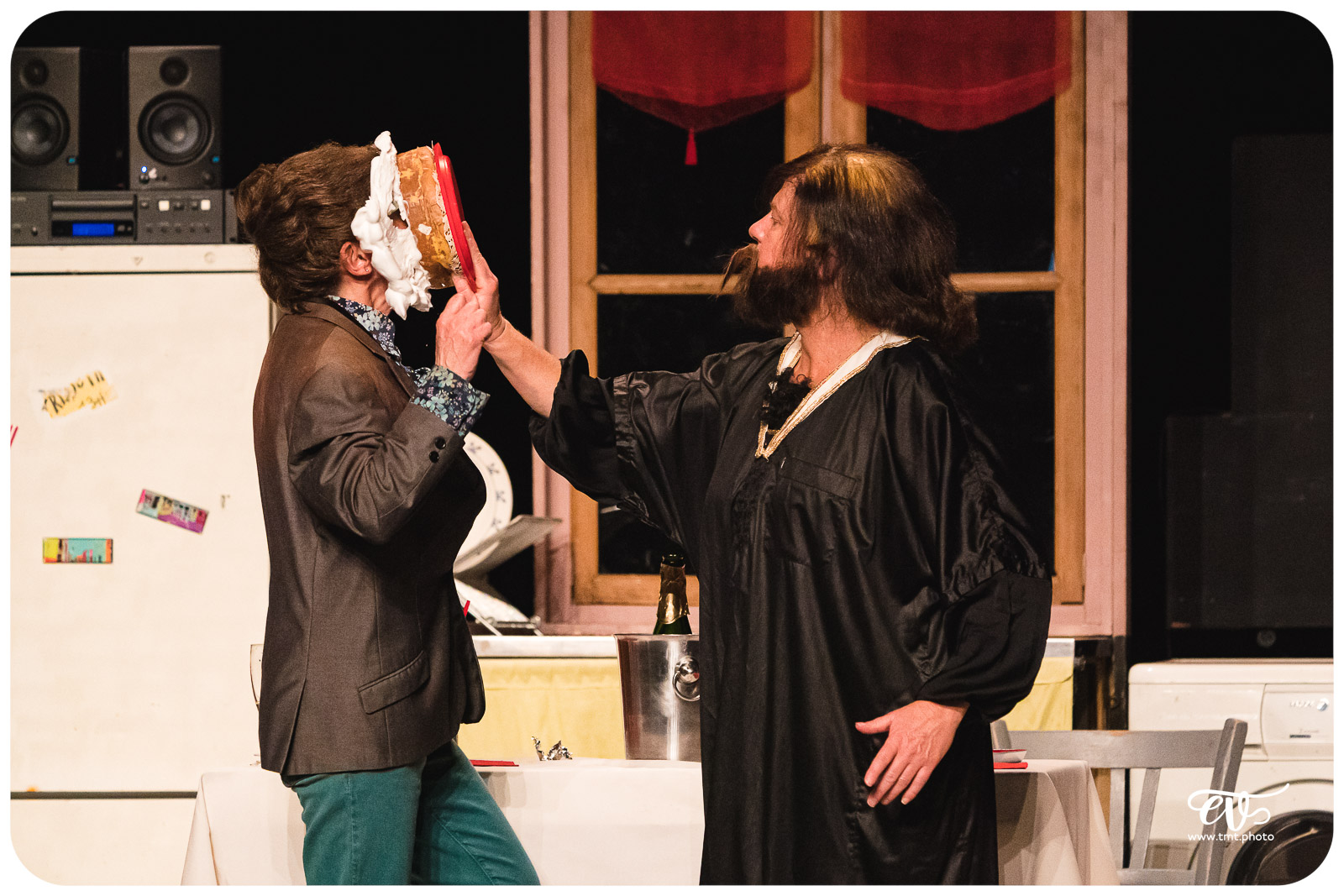 LES FEMMES SAVANTES (CIE DU DETOUR)